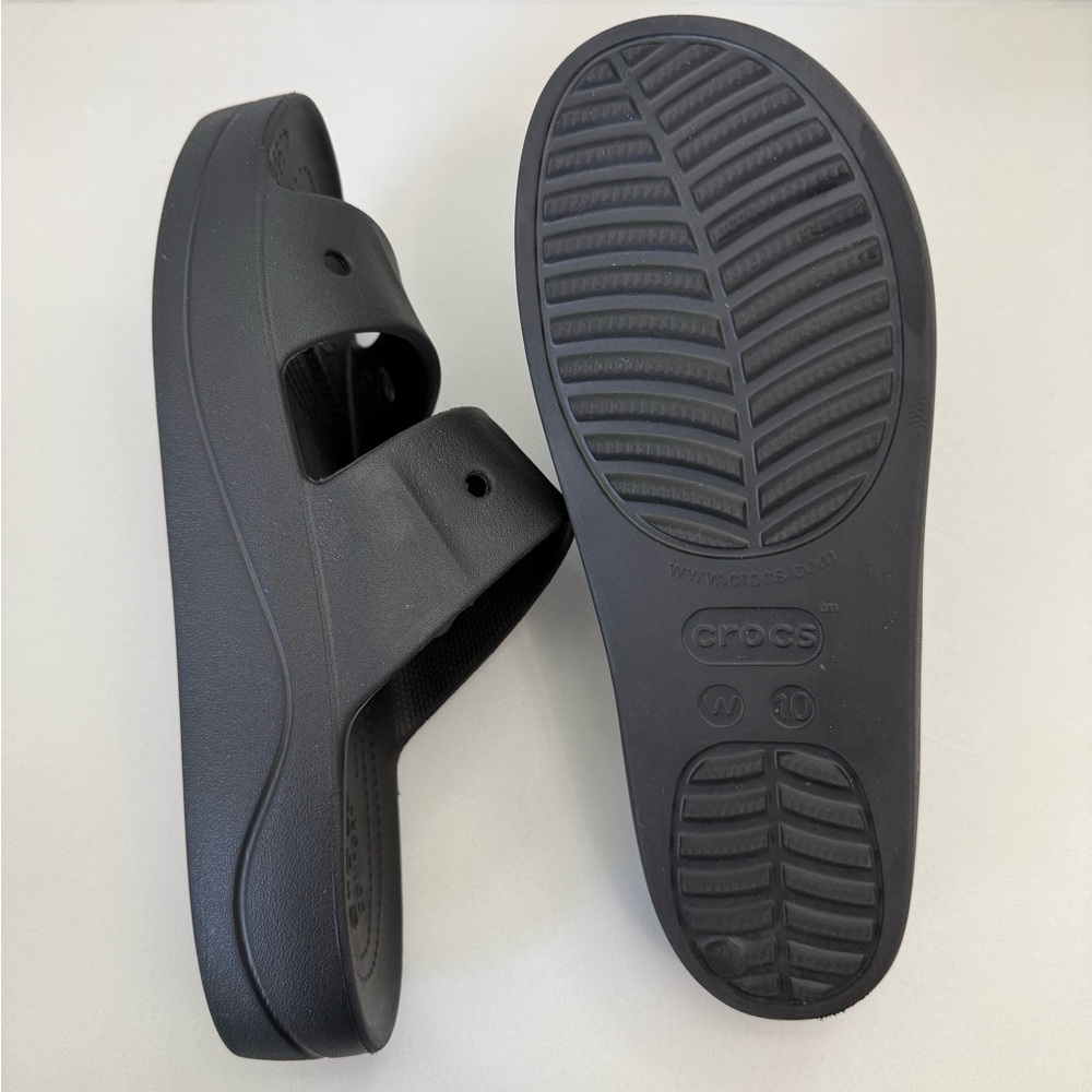 CROCS Sandals